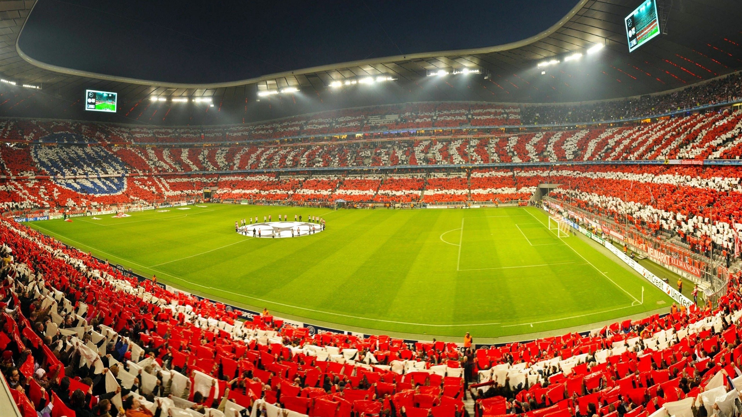 德甲豪门“火拼”八强：拜仁迎战多特，激情激战！