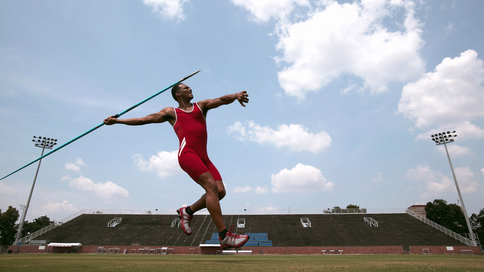 mk体育-中国足球青训体系引进国际先进训练理念，中国足球青训大纲内容